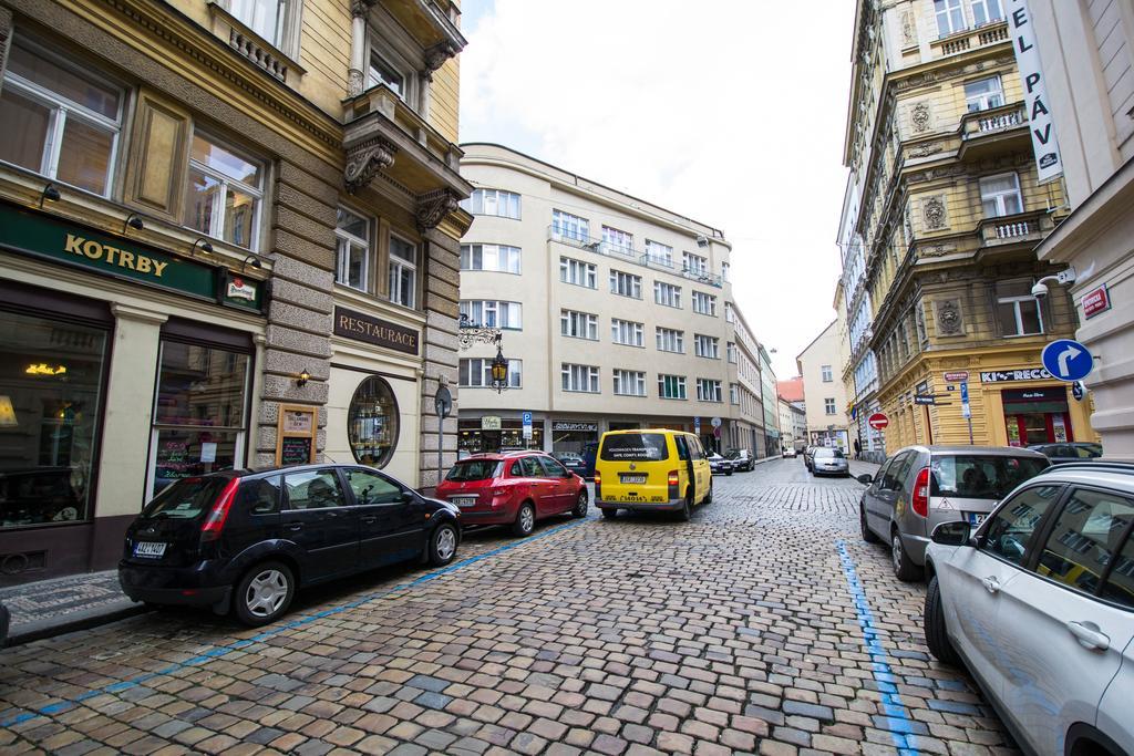 National Theater Ruterra Flat Leilighet Praha Rom bilde